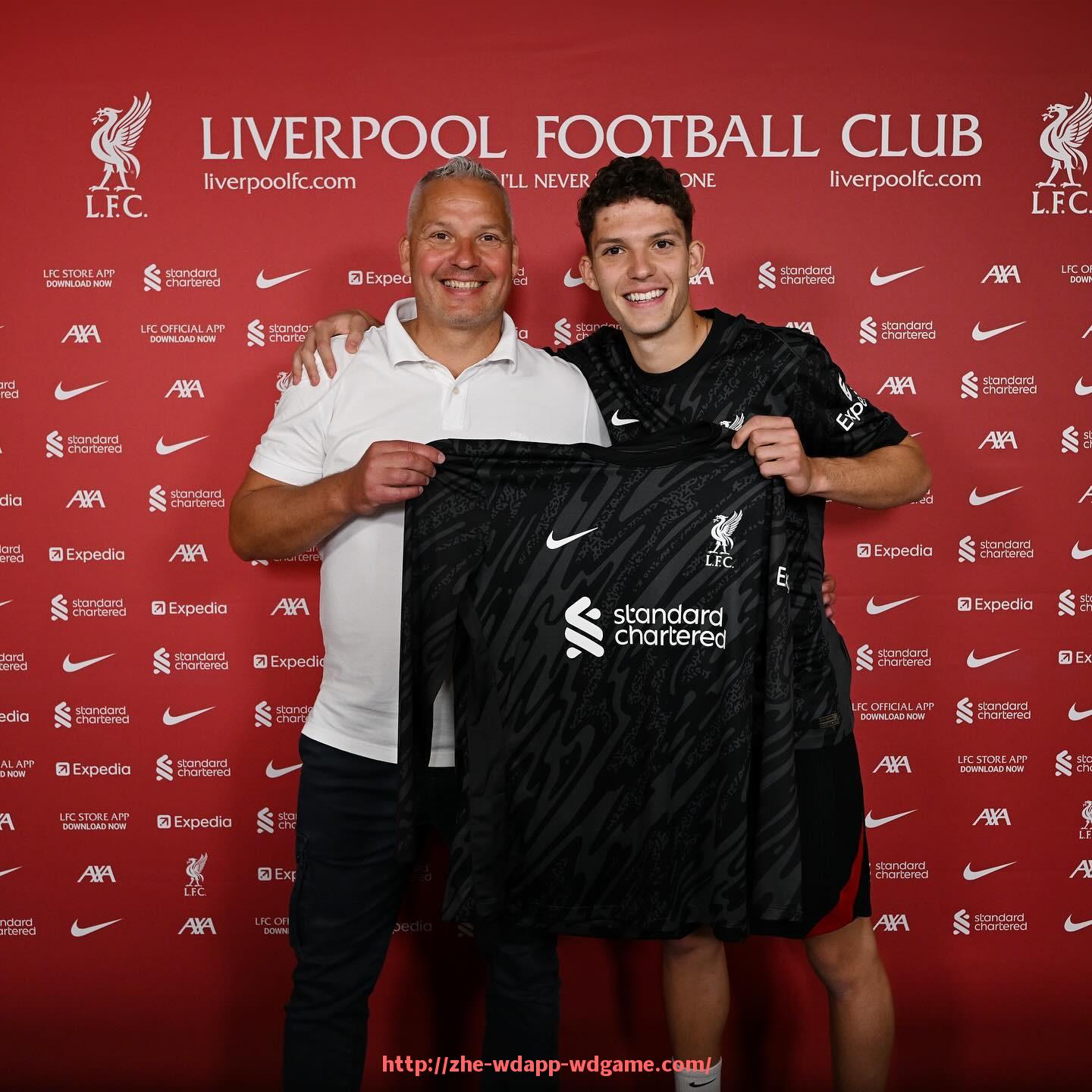 问鼎娱乐官网-世俱杯比赛预览专题：赛前预测与阵容亮点分析